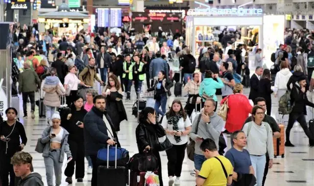 Antalya'yı ilk 7 ayda 9 milyon turist ziyaret etti