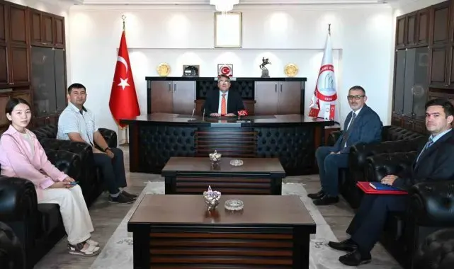 BEUN Rektörü Özölçer; Askar'ı makamında kabul etti