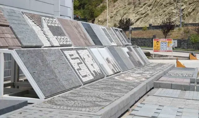 Doğal taşlar sanat eserine dönüşüyor