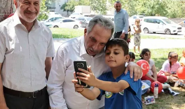 Talas'ın parkları, çocukların kitap okuma mekanları