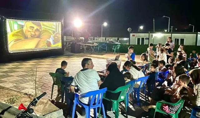Adıyaman'da çocuklar için açık hava sineması etkinliği düzenlendi