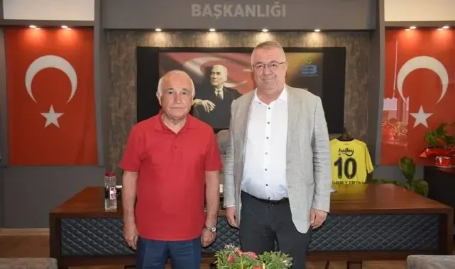 Cemil Çiçek'ten Edremit Belediyesi' ne ziyaret