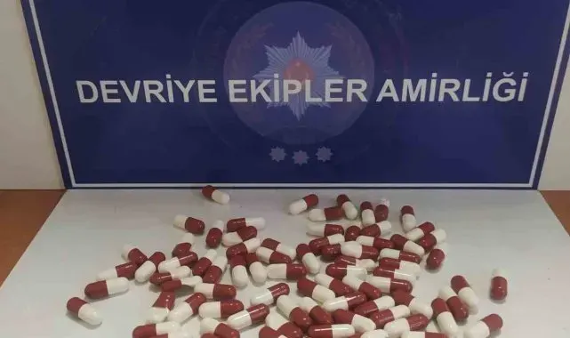 Keşan'da polisin durdurduğu şüphelinin üzerinden 96 adet sentetik ecza çıktı