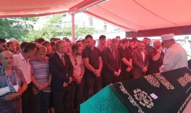 Şile'de boğularak hayatlarını kaybeden kardeşler toprağa verildi