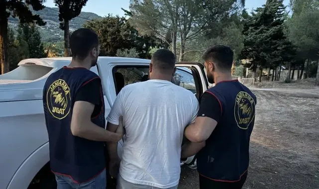 Hakkında 10 yıl hapis cezası bulunan şahıs JASAT'a takıldı