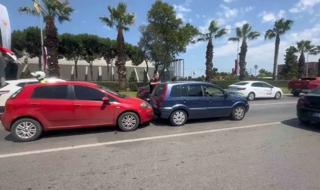 Otomobile arkadan çarptı: 1 yaralı