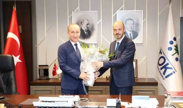 TOKİ'de devir teslim töreni gerçekleşti