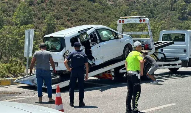 Göcek'te feci kaza; 1 ölü, 10 yaralı