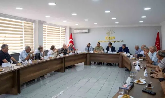 Yılmaz, emekli temsilcilerini dinledi