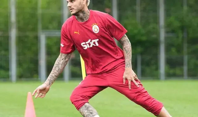 Galatasaray günün ilk idmanını yaptı