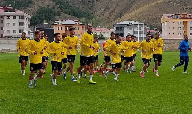 Bayburtspor'da kamp mesaisi sürüyor