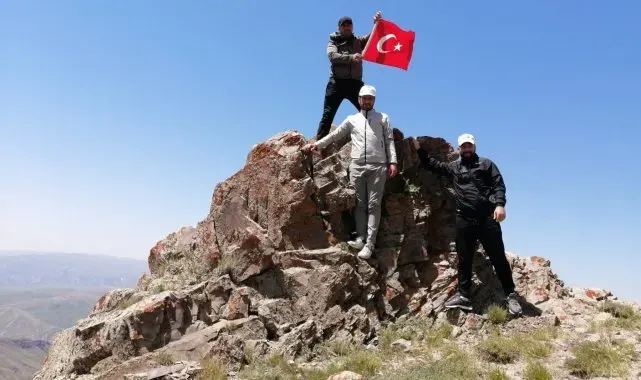 Ağrı'da Kösedağ'a zirve tırmanışı ile 15 Temmuz kutlandı