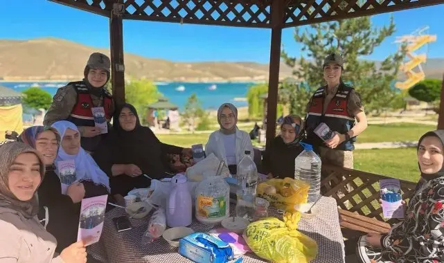 KADES uygulaması Demirözü'nde tanıtılmaya devam ediyor