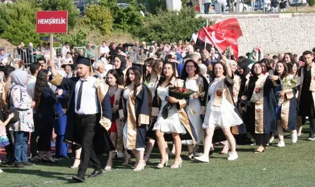Bilecik'te mezuniyet coşkusu yaşandı