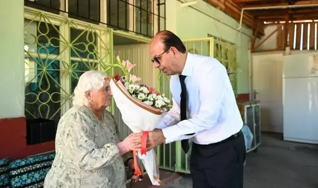 Geçit, "Yaşlılarımız bizim canlı tarihimiz, hafızamızdır"
