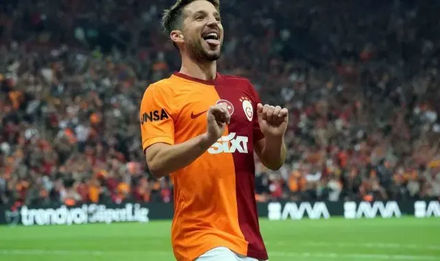 Galatasaray, Mertens'in sözleşmesini uzattı