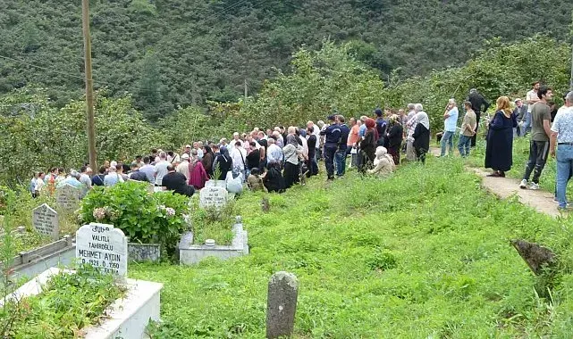 Giresun'da sele kapılarak hayatını kaybeden Mehmet Akkaya toprağa verildi