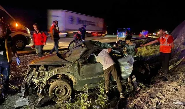 TEM'de feci kaza: 1 ölü, 2 yaralı