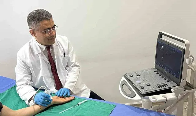 Prof. Dr. İrfan Koca: "Aşırı terleme sadece kozmetik bir sorun olarak görülmemeli"
