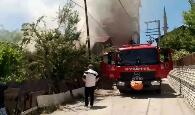Tek katlı evde çıkan yangın söndürüldü