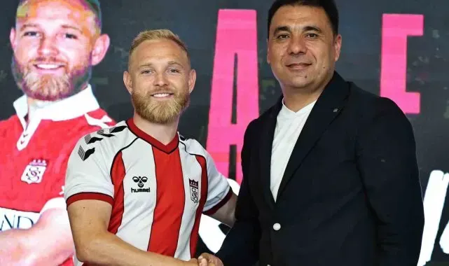 Alex Pritchard, Sivasspor'a imzayı attı