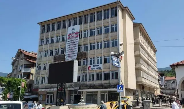 Devrek'te ki eski belediye binası yıkılacak
