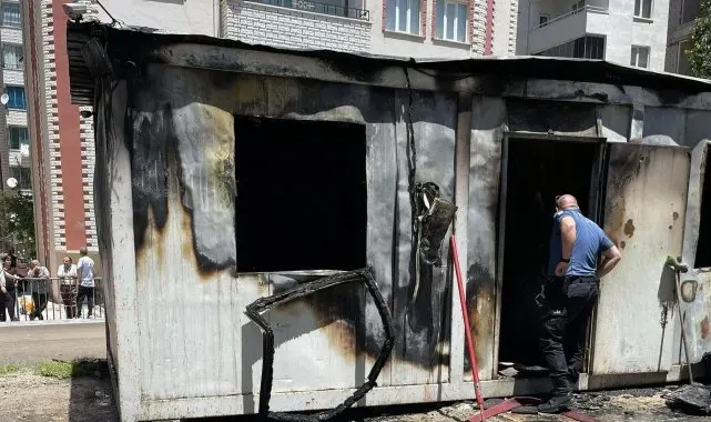 Van'da konteyner yangını
