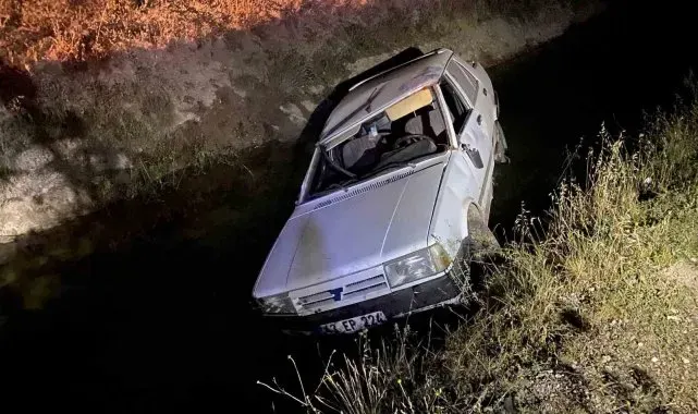Kütahya'da otomobil dere yatağına yuvarlandı: 2 yaralı
