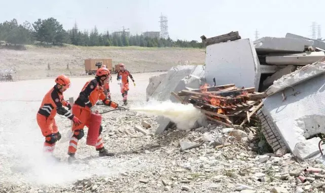 'İnsani Yardım Tatbikatı-2024' seçkin gözlemci günü tamamlandı