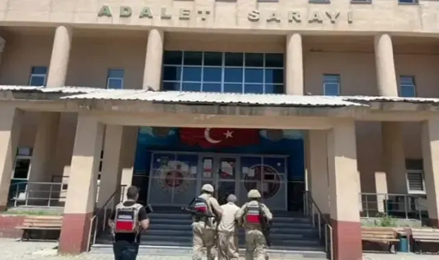 Hakkari'de aranan 30 şahıs yakalandı