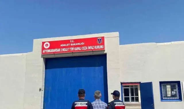 Kardeşini kasten öldürdüğü için aranan şahsı JASAT yakaladı