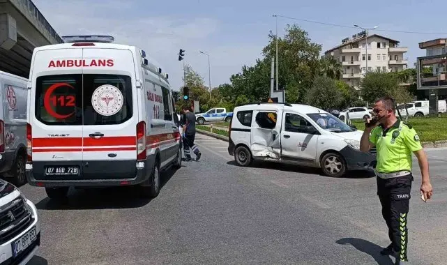 Kazaya giden ambulans kaza yaptı