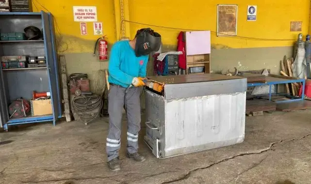 Efeler'de çöp konteynerleri yenilendi