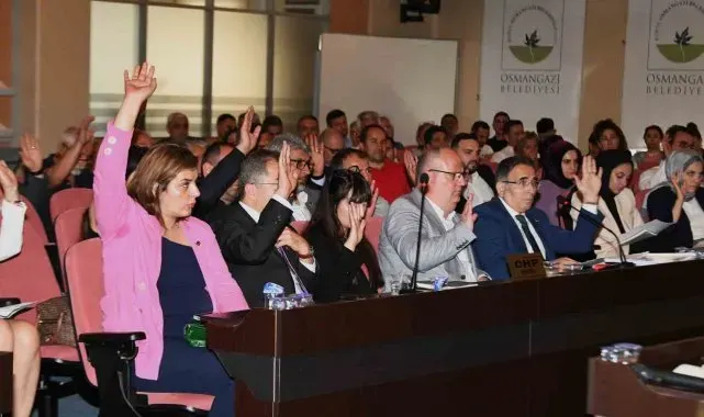 Osmangazi Belediye Meclisi'nde bir ilk: Belediye meclis toplantısı canlı yayınlandı