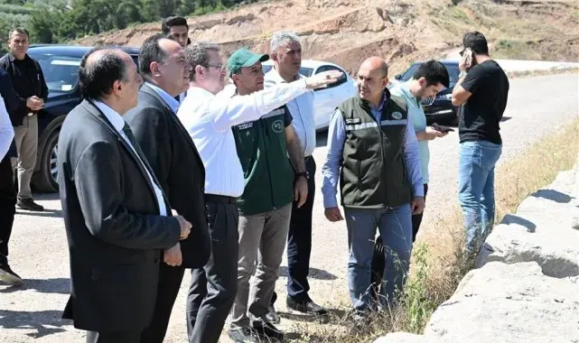 Vali Ünlü, Akhisar'da incelemelerde bulundu