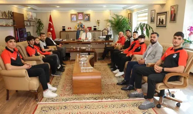 Darıcalı sporcular Başkan Bıyık'la bir araya geldi