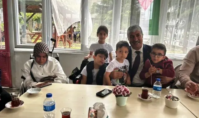 Özel bireyler ile kahvaltıda buluştular