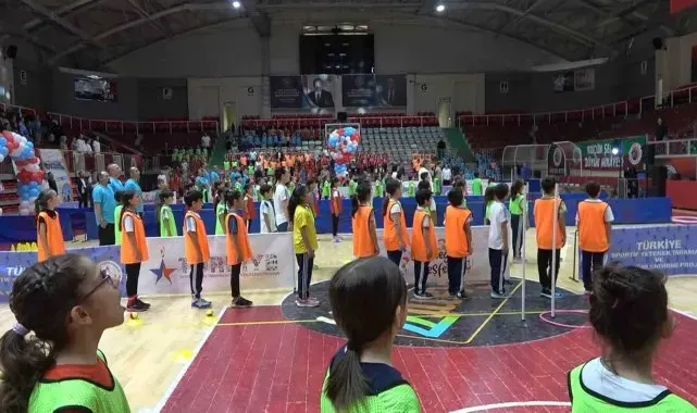 Yalova Çocuk Oyunları Şenliği finalleri yapıldı