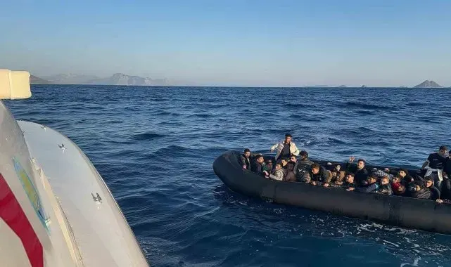 Bodrum'da 10'u çocuk 32 düzensiz göçmen kurtarıldı