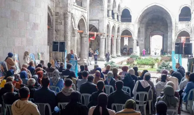 Tarihî mekânda Necip Fazıl'a vefa