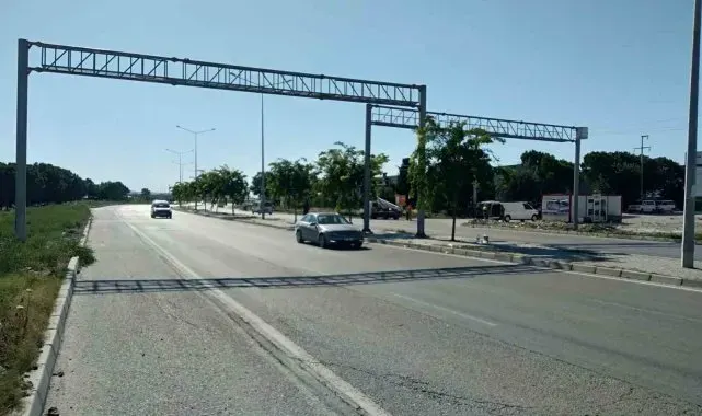 Denizli'de trafik kuralı ihlalleri KGYS ile tespit ediliyor