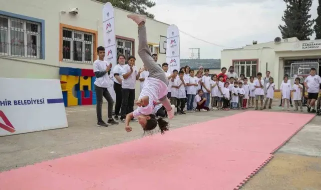 Mersin'de 'Sporbüs' çocuklar için yollarda