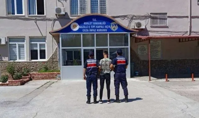 Aydın'da 32 aranan şahıs jandarmadan kaçamadı