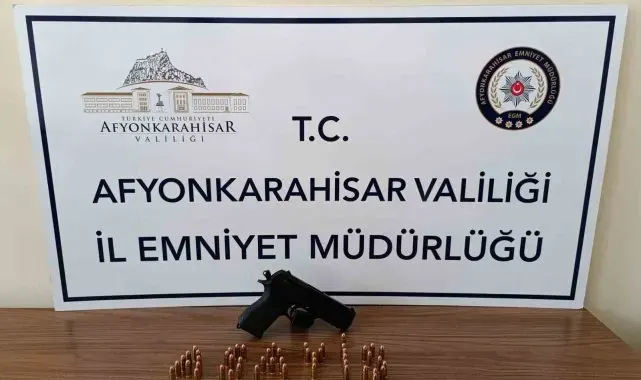 Cezaevinden çıkan şahıs karısını tehdit ederek aracını çalınca tekrar hapse girdi