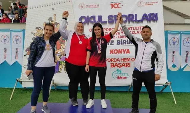 Manisalı özel öğrencilerinden büyük başarı