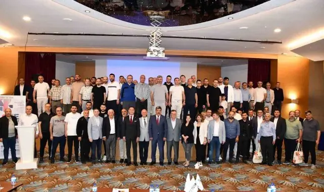 Türkiye halı sektörü, Antalya'da buluştu