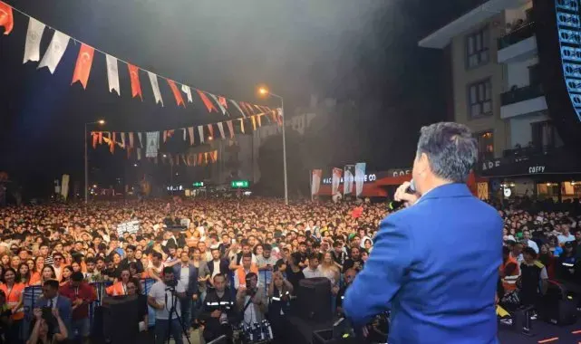 Başkan Aras: "Cumhuriyetimiz ve ülkemiz siz gençlere emanet"