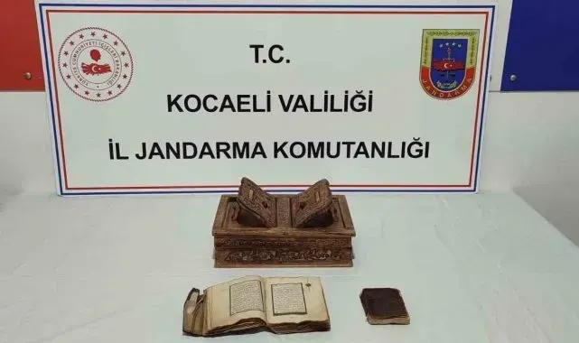 Kocaeli'de 14. yüzyıl dönemine ait Kuran-ı Kerim ele geçirildi