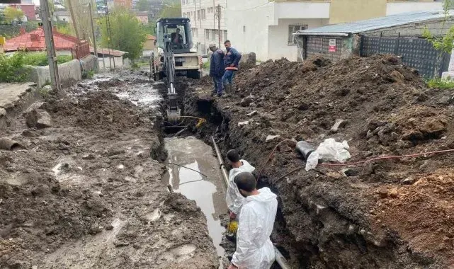 Ardahan'da şebeke iyileştirme çalışmaları sürüyor
