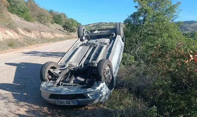 Takla atan araçta 3 kişi yaralandı